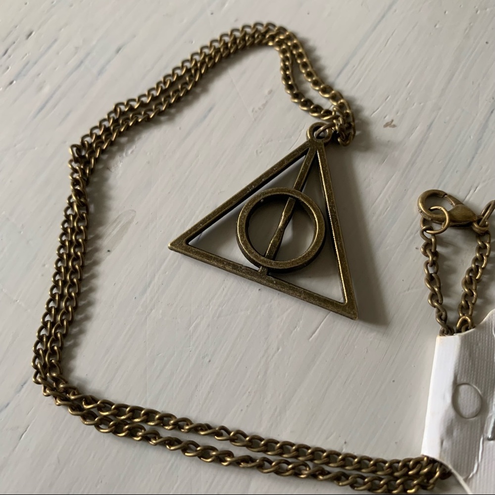 Harry Potter deathly hollows necklace